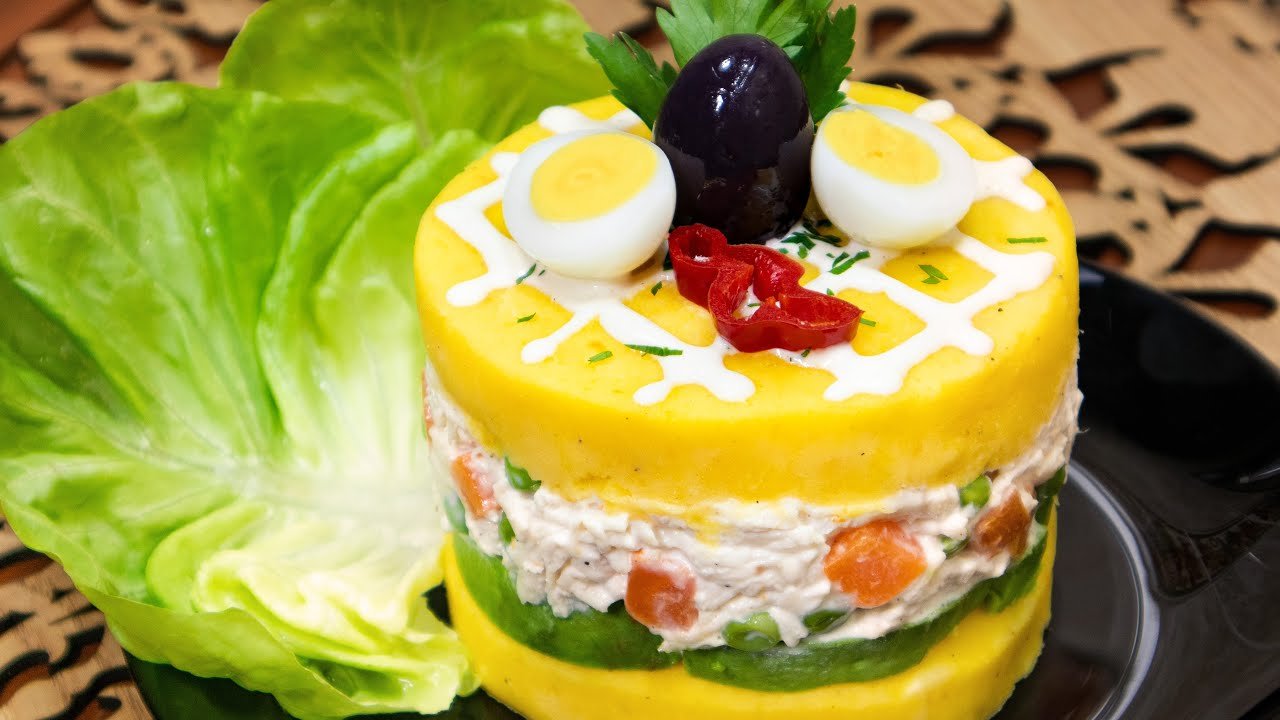 Causa Limeña de Pollo image 3